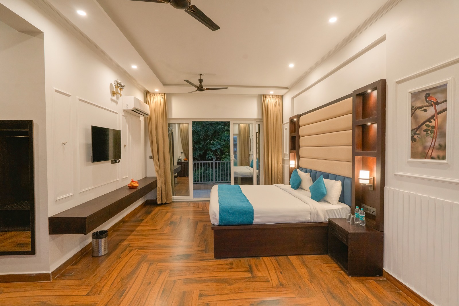 WhatsApp Image 2025-10-14 at 10.59.54 AM (2)